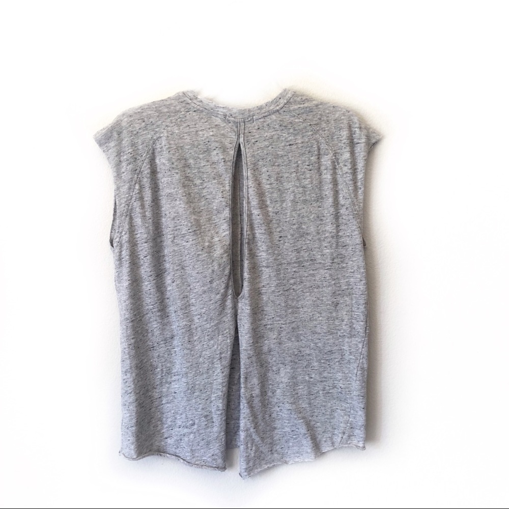 KORAL Split Back Keyhole Athleisure Raw Hem Gray Active Workout Top Size… - Picture 4 of 9